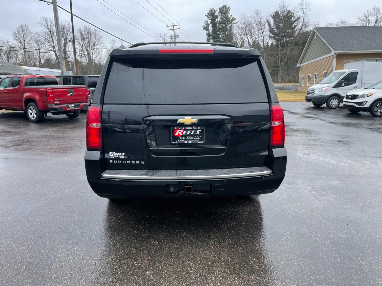 2016 Black /Brown Chevrolet Suburban LTZ 4WD (1GNSKJKC3GR) with an 5.3L V8 OHV 16V engine, 6A transmission, located at 11115 Chardon Rd. , Chardon, OH, 44024, (440) 214-9705, 41.580246, -81.241943 - This 2016 Chevrolet Suburban LTZ 4WD comes equipped with a 5.3 Vortec V8 engine and a 6-speed automatic transmission, offering a robust 8,000-pound towing capacity. It's designed with luxury and convenience in mind, featuring heated and cooled front seats, heated second-row seats, and a range of saf - Photo #10